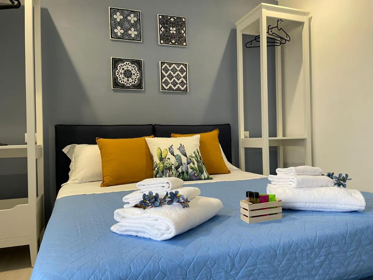 White Wall Luxury Rooms Scala Dei Turchi 레알몬테 외부 사진