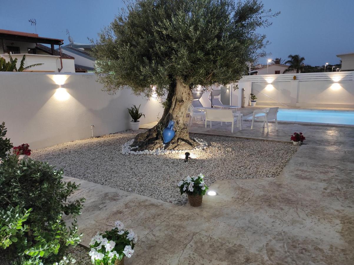 White Wall Luxury Rooms Scala Dei Turchi 레알몬테 외부 사진